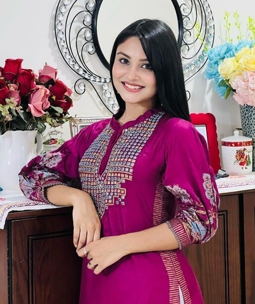 Naznin Nahar Niha HD Photo 09