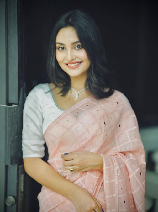 Naznin Nahar Niha Saree Photo 02