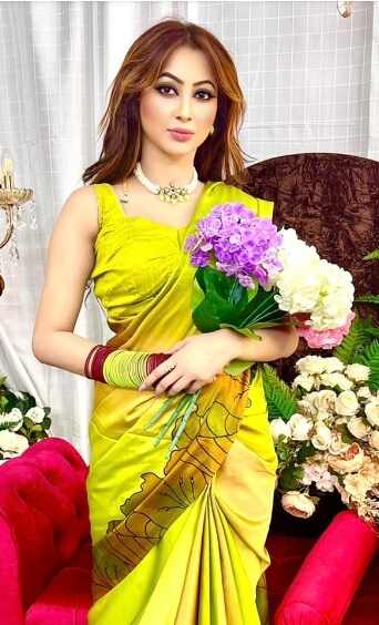 Zahara Mitu Saree Image