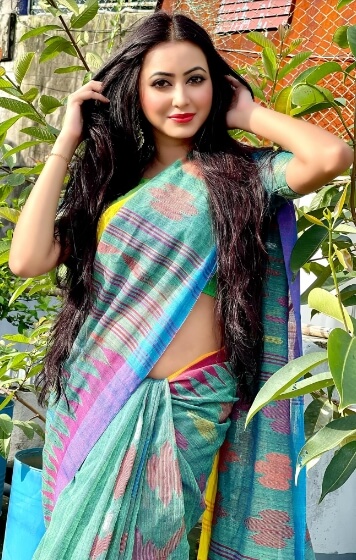 Zahara Mitu Saree Photo 21