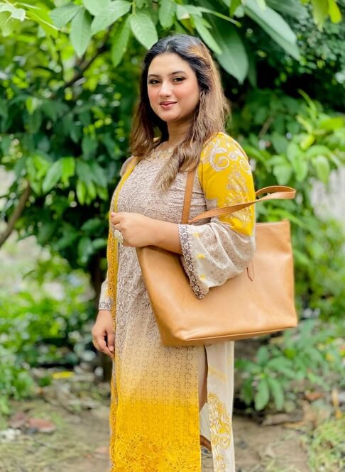 Sanjida Islam Sayma Hand Bag Photo