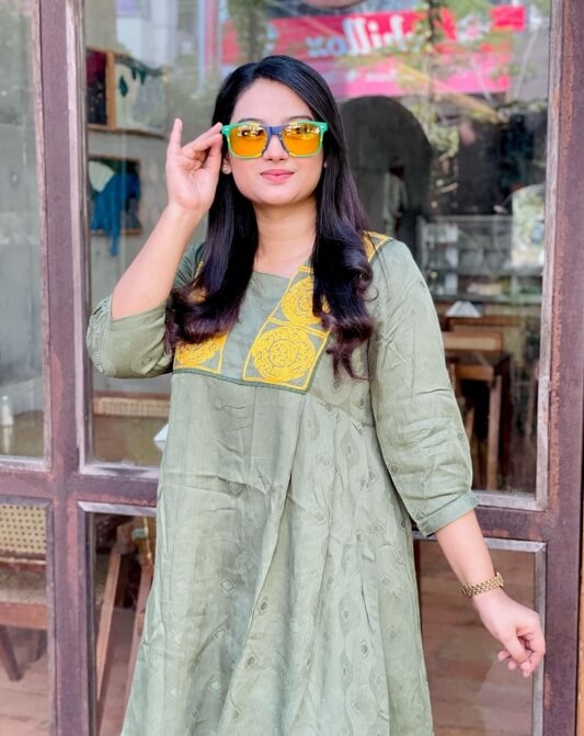 Sanjida Islam Sayma Sunglass Picture