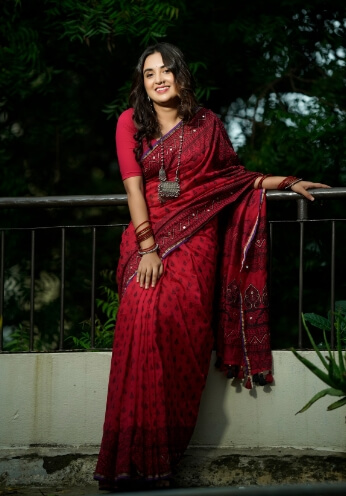 Tania Brishty Saree Photo 01