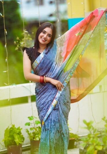 Tania Brishty Saree Picture