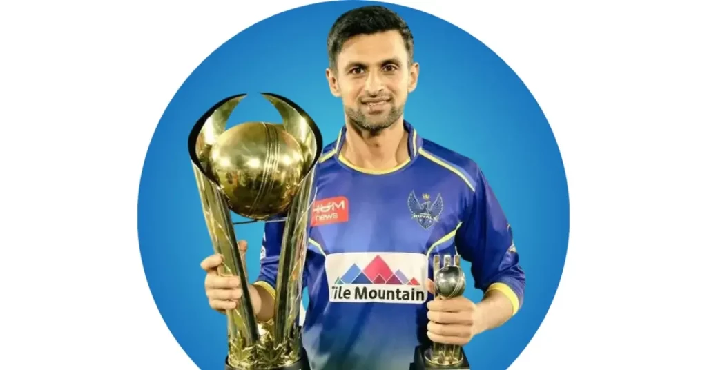 Shoaib Malik Biography, Age, Wife, Lifestyle, Wiki & More